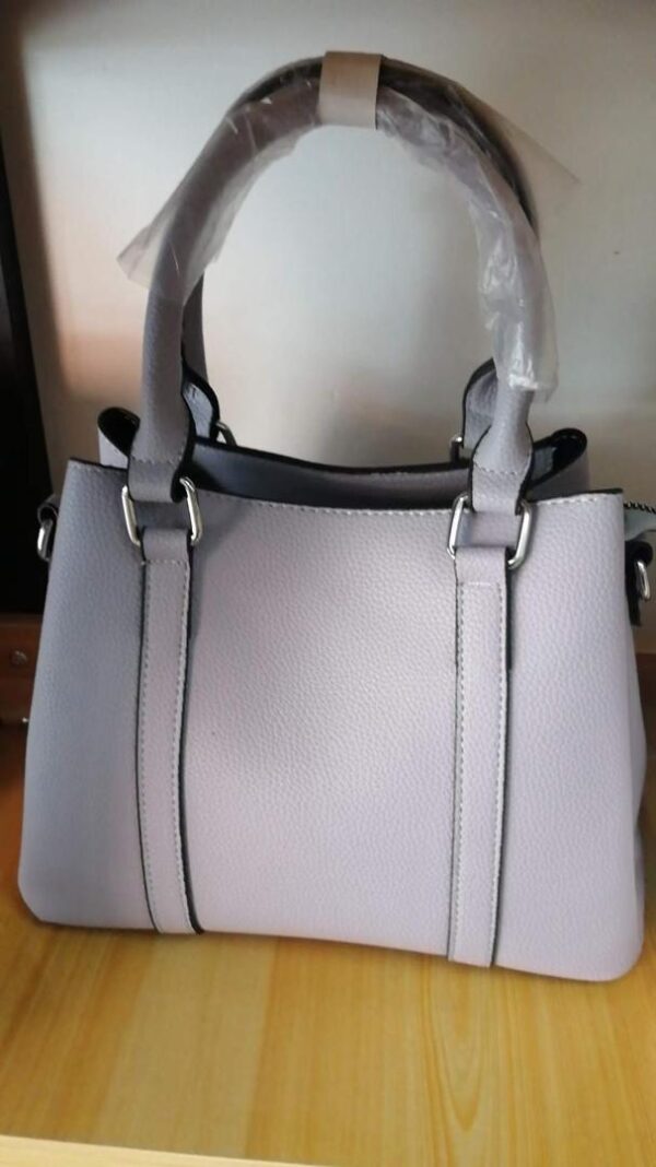 Cooperate hanbag for women