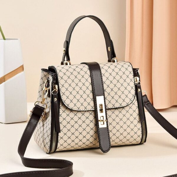 Geometric pattern Buckle bag - Image 3