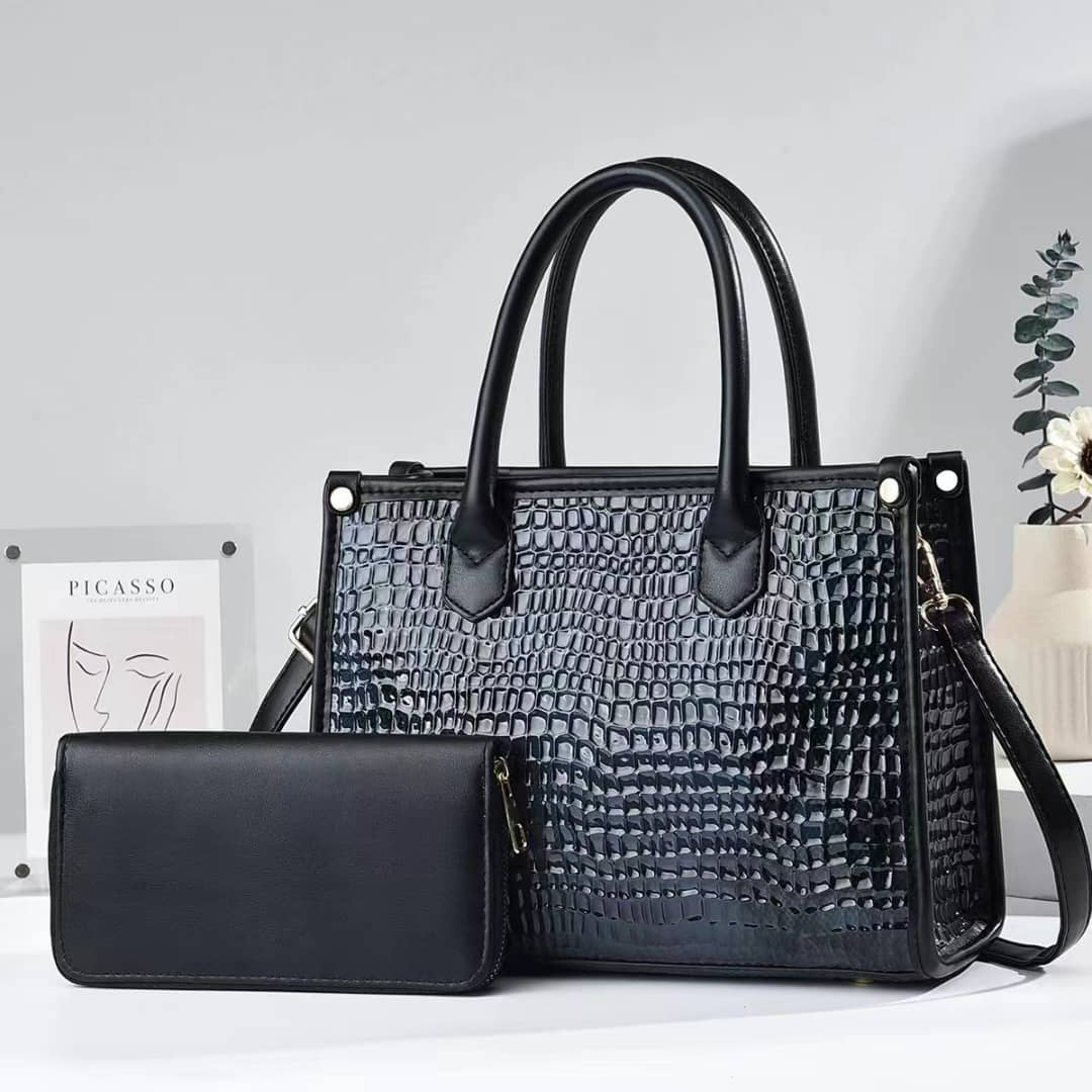 Stylish crocodile skin pattern - Image 3