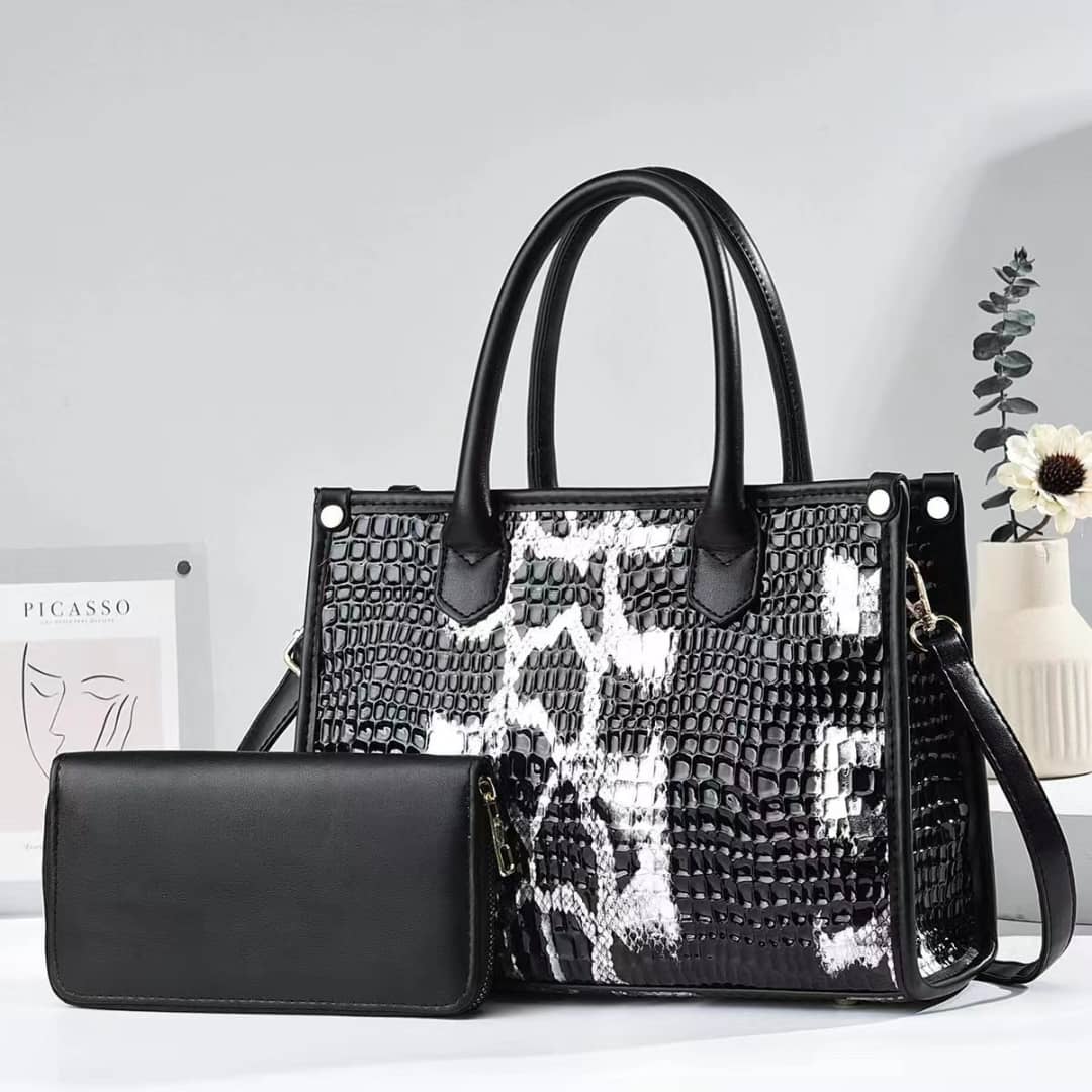 Stylish crocodile skin pattern - Image 5